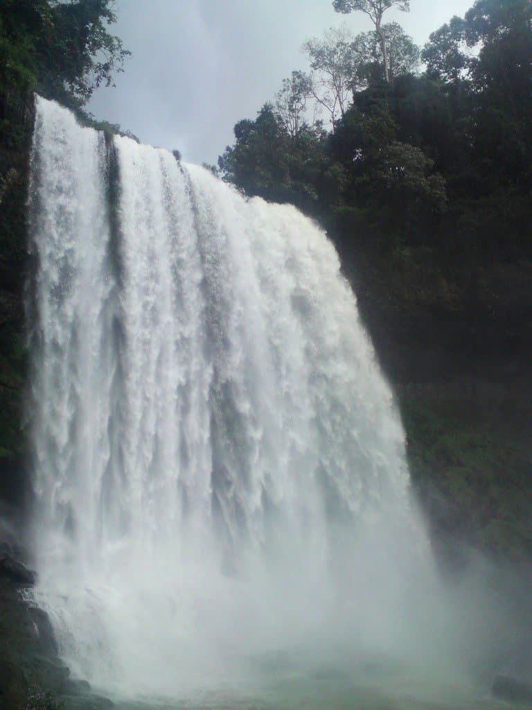 Dambri Waterfall