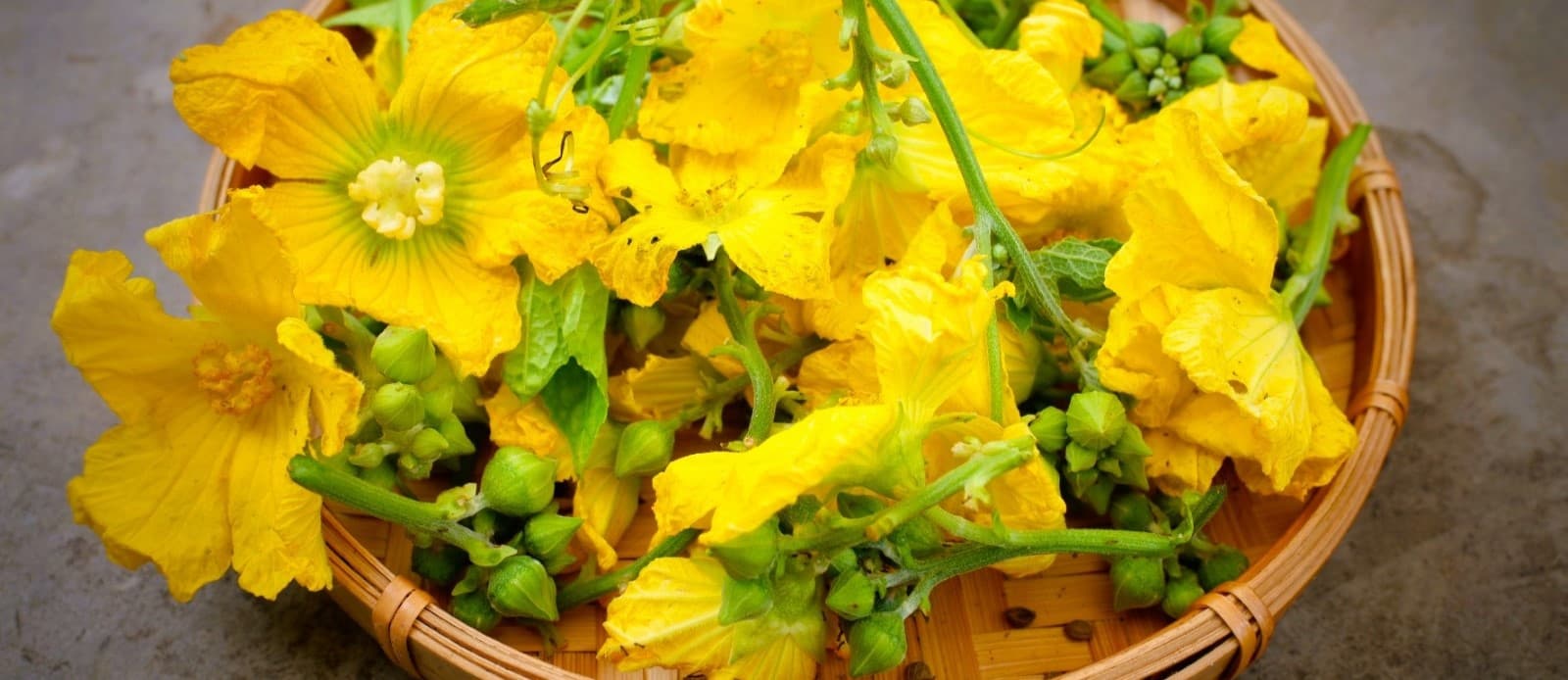 Edible flowers in Vietnamese Cuisine